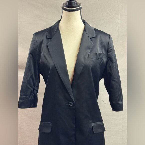 Elizabeth And James Satin Blazer With Zipper Back Black - Picture 2 of 7